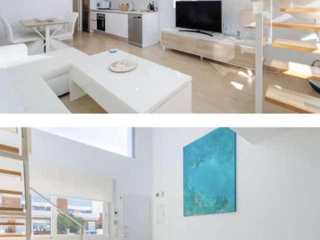 Apartamento de 2 dormitorios en alquiler en Santa Pola