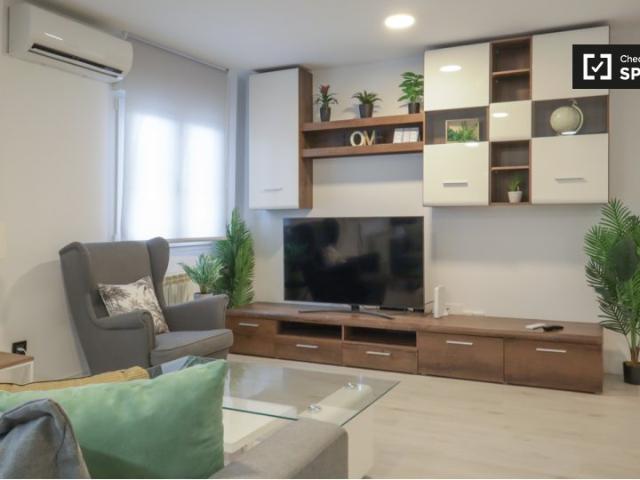 Piso de 2 dormitorios en alquiler en Pinar del Rey, Madrid