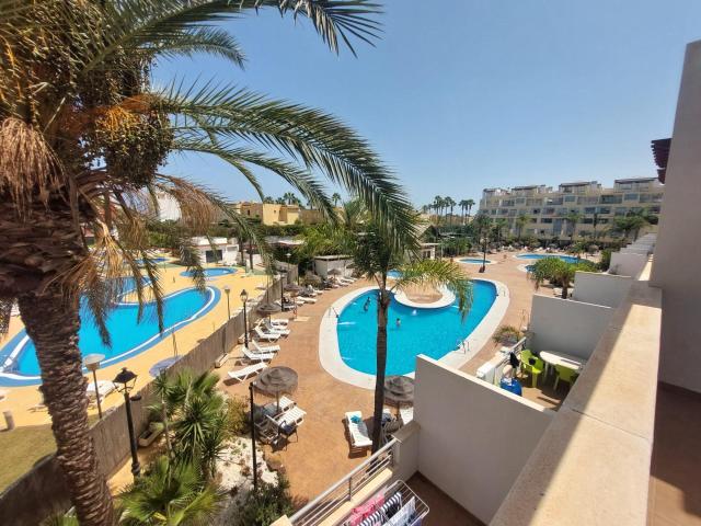 Piso de 2 dormitorios y amplia terraza en Puerto Rey