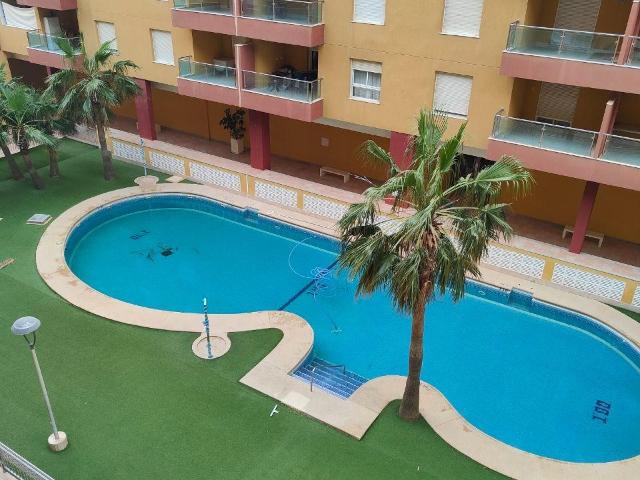 PISO DE 2 HAB EN ZONA DEL CASTILLO SANTA ANA