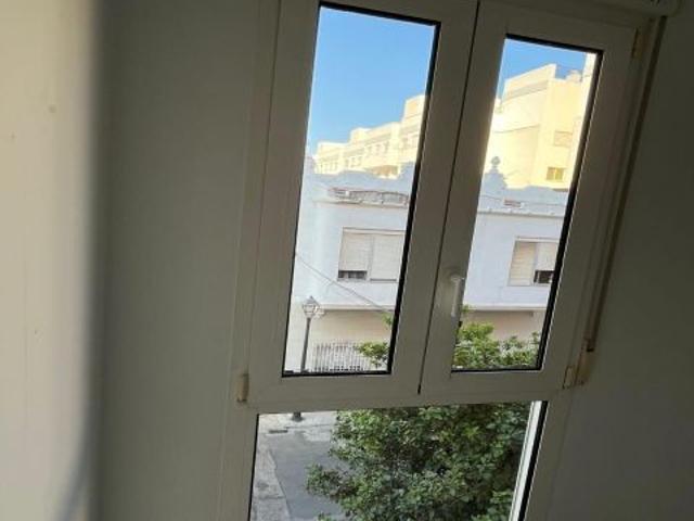 Piso de 2 habitaciones con garaje en Benimàmet
