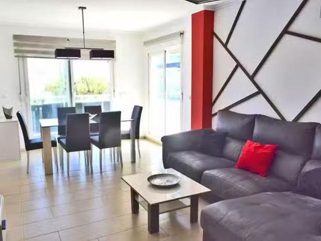 Piso de 2 habitaciones en Oliva