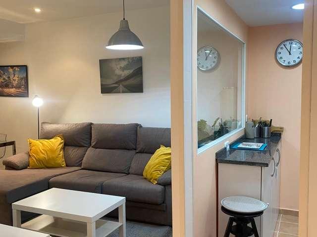 Piso de 2 habitaciones en alquiler en Niño Jesús, Madrid