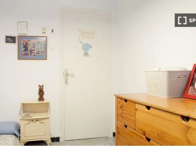 Piso de 2 habitaciones en alquiler en Alicante, solo para trabajadores/posgraduados