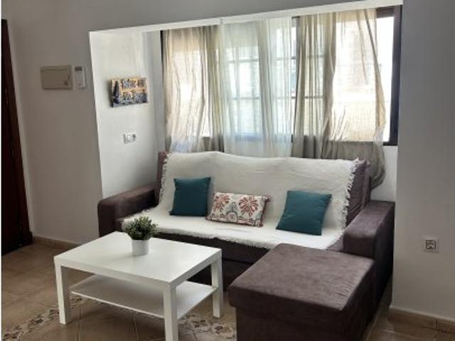 Piso de 2 habitaciones en alquiler en Barbate, Cádiz