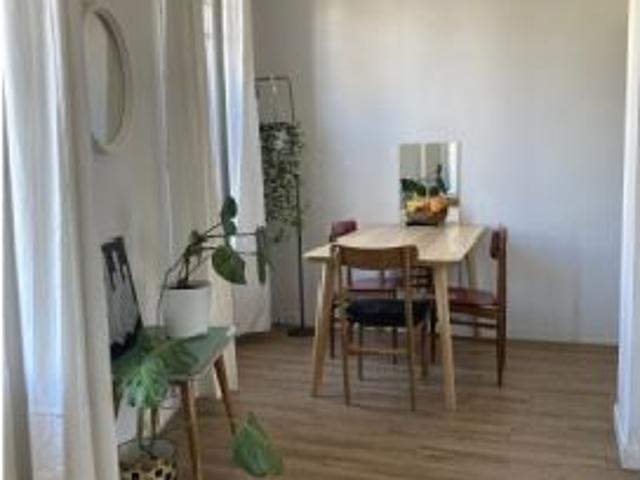 Piso de 2 habitaciones en alquiler en El Poblenou, gastos incluidos
