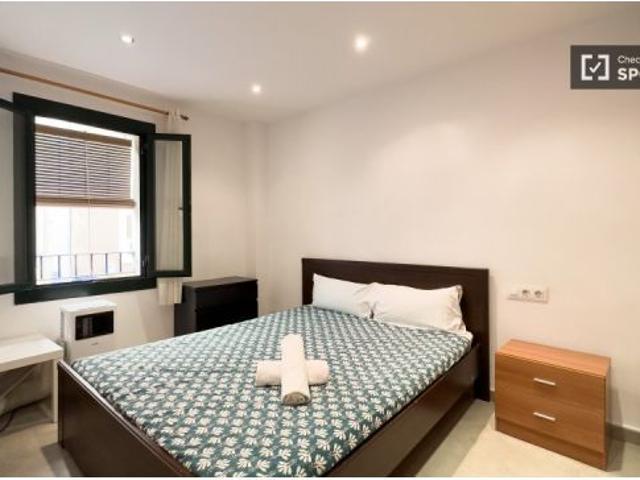 Piso de 2 habitaciones en alquiler en La Barceloneta, gastos incluidos