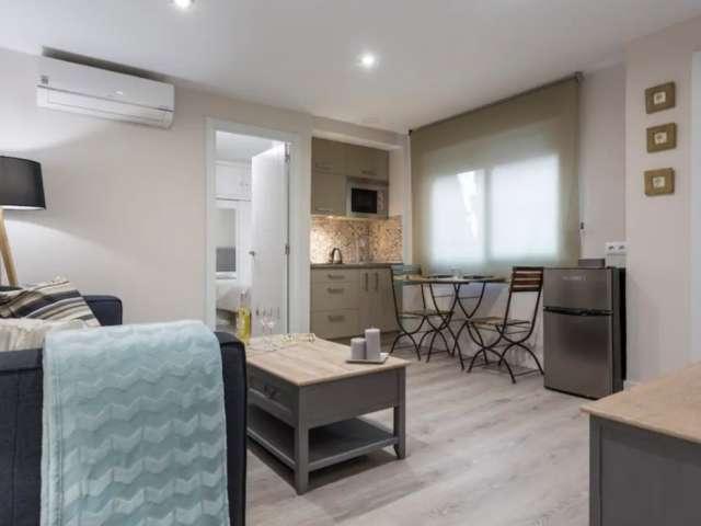 Piso de 2 habitaciones en alquiler en Palacio, Madrid