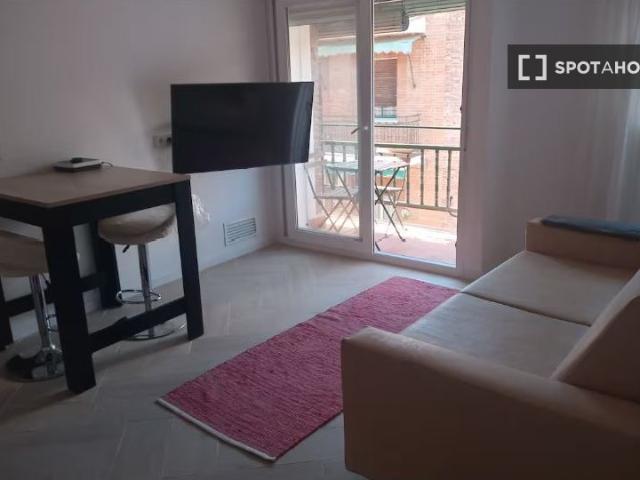 Piso de 2 habitaciones en alquiler en San Diego, Madrid