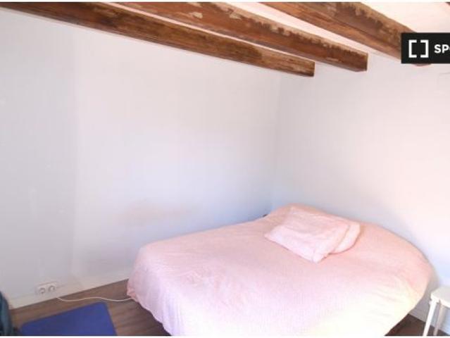 Piso de 2 habitaciones en alquiler en Sant Antoni, para profesionales y estudiantes