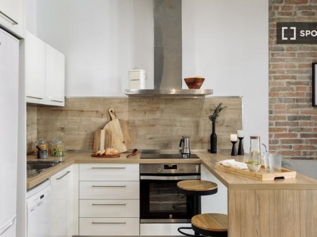 Piso de 2 habitaciones en alquiler en Sant Antoni, Barcelona