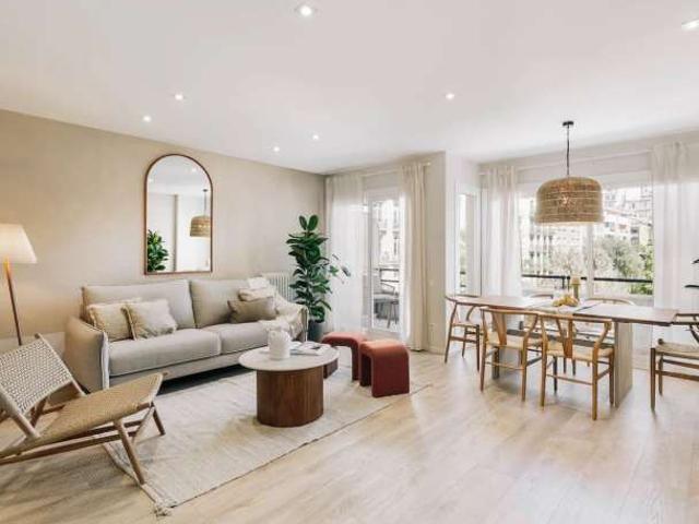 Piso de 2 habitaciones en alquiler en Sant Gervasi, Barcelona