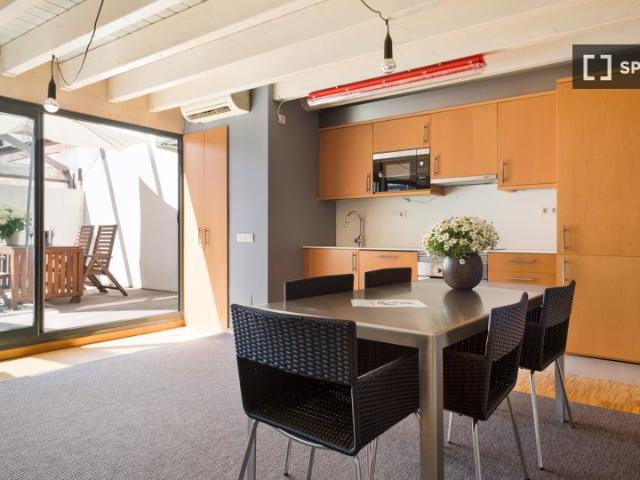 Piso de 2 habitaciones en alquiler en Sant Gervasi, Barcelona