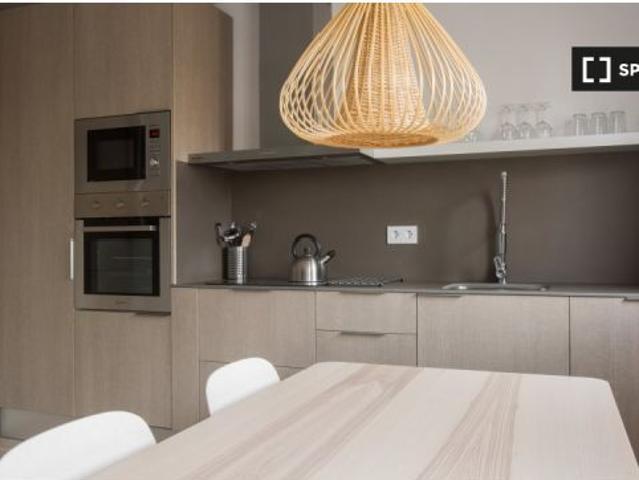 Piso de 2 habitaciones en alquiler en Sants Badal