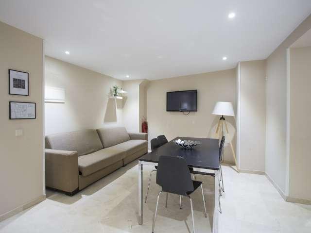 Piso de 2 habitaciones en alquiler en Sol, Madrid