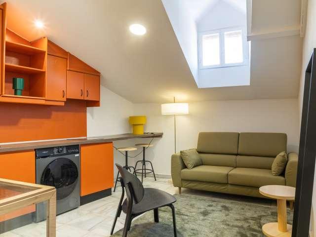 Piso de 2 habitaciones en alquiler en Universidad, Madrid
