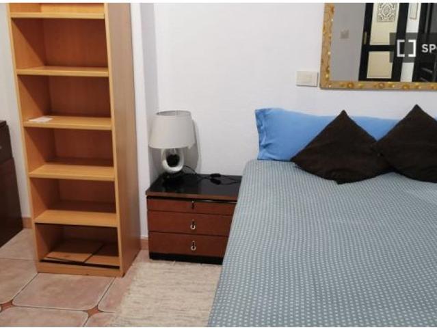 Piso de 2 habitaciones en alquiler en Vigo, todos los gastos incluidos