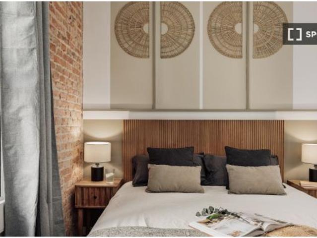 Piso de 2 habitaciones en alquiler en Vila de Gràcia, profesionales o parejas