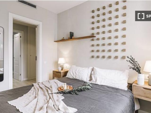 Piso de 2 habitaciones en alquiler en Vila de Gràcia, se admiten mascotas