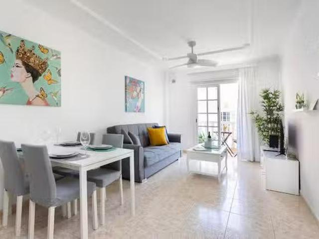 Piso de 2 habitaciones en Playa San Juan