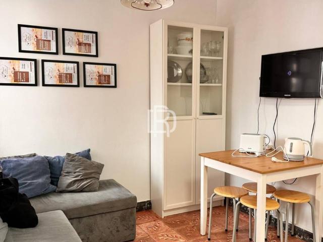 PISO DE 2 HABITACIONES EN PLENO CENTRO DEL PUERTO DE LA CRUZ
