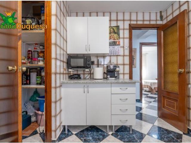 Piso de 3 dorm. en perfecto estado