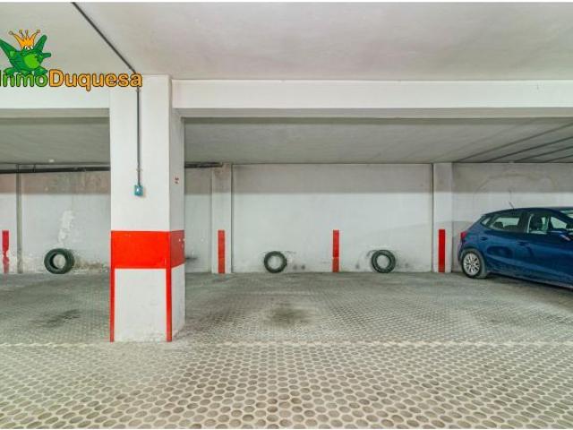 Piso de 3 Dorm. junto al Hospital de Traumatología. Con Parking incluido