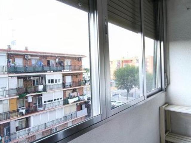 PISO DE 3 DORMITORIOS CON ASCENSOR Y GARAJE EN GETAFE