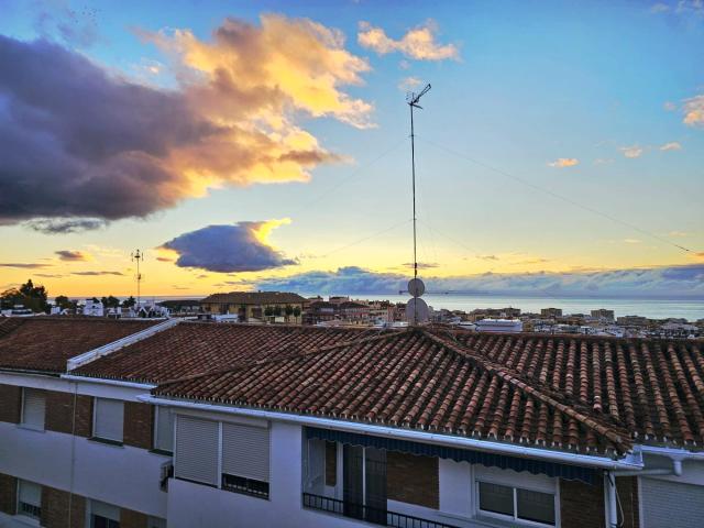 Piso de 3 dormitorios con gran terraza en Arroyo de la Miel Benalmádena