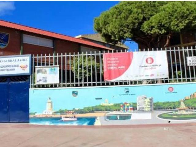 Piso de 3 dormitorios con terraza en Miraflores de los Ángeles, Málaga 245.000 €