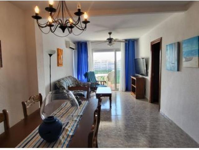 Piso de 3 dormitorios con terraza y vistas al mar en el corazón de San Pedro de Alcántara