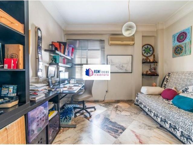 PISO DE 3 DORMITORIOS, ANTES 4, 2 BAÑOS EN PLENO LUIS MONTOTO
