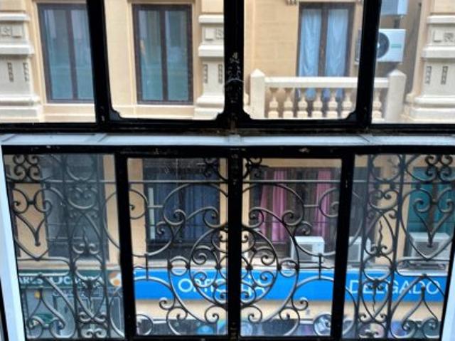 Piso de 3 dormitorios en alquiler en Gran Vía, Madrid