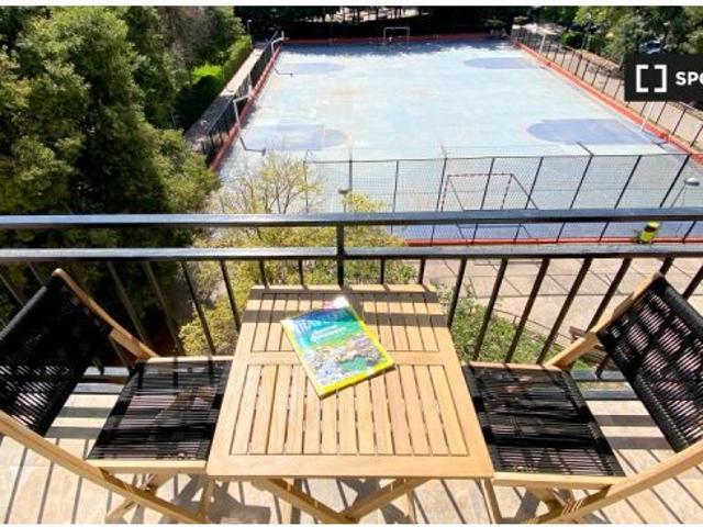 Piso de 3 dormitorios en alquiler en Monteolivete, Valencia
