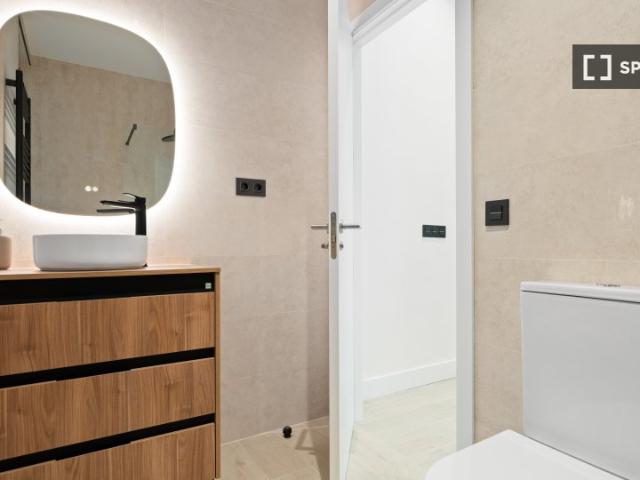 Piso de 3 habitaciones en alquiler en Trafalgar, Madrid