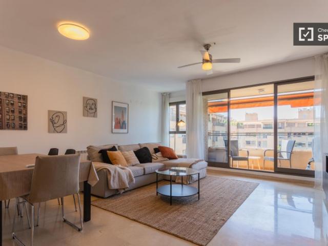 Piso de 3 habitaciones en alquiler en Sant Pau, Valencia