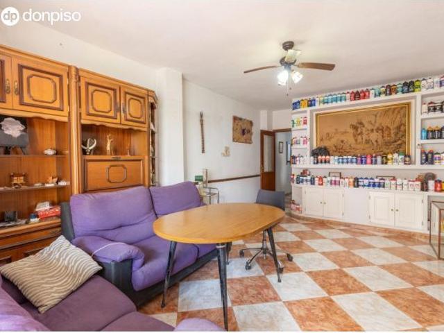 PISO DE 3 DORMITORIOS EN ARABIAL