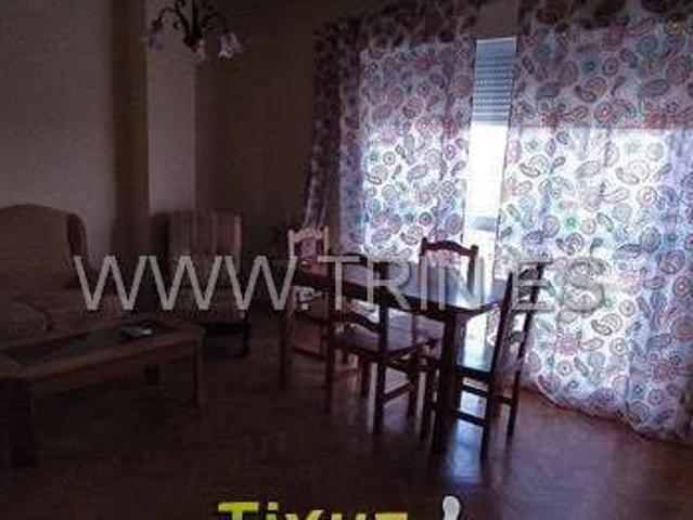 Piso de 3 dormitorios en residencial con piscina