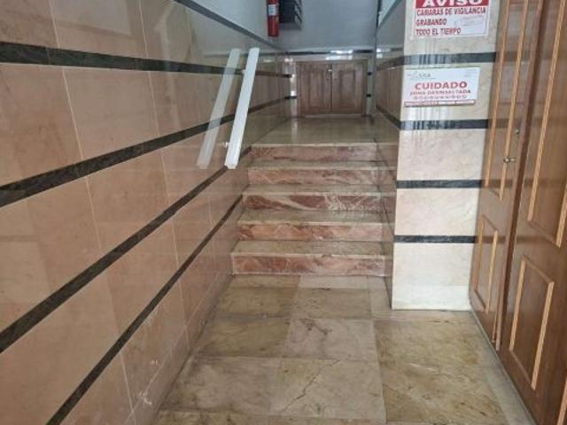 Piso de 3 dormitorios y 2 baños a 250m del paseo maritimo, torrevieja