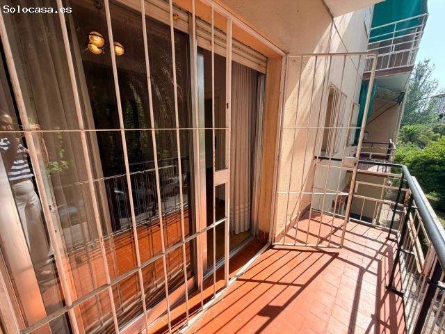 PISO DE 3 HABITACIONES CON TERRAZA EN CAMPAMENTO