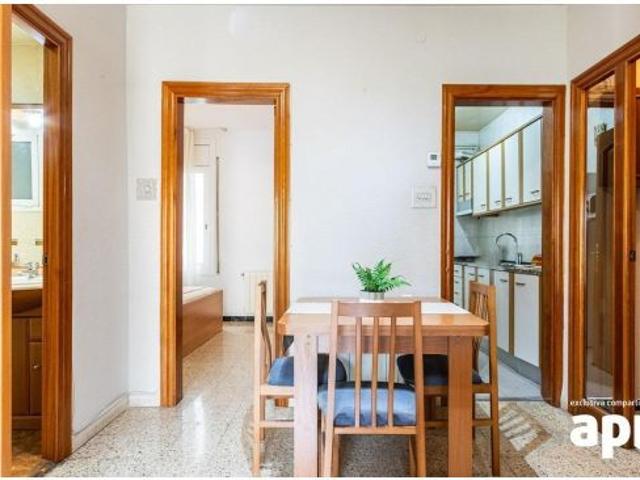 PISO DE 3 HABITACIONES CON BALCÓN, LISTO PARA ENTRAR A VIVIR