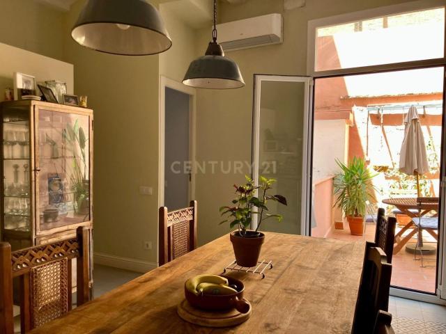 Piso de 3 habitaciones con oasis urbano en Sant Pere Santa Caterina