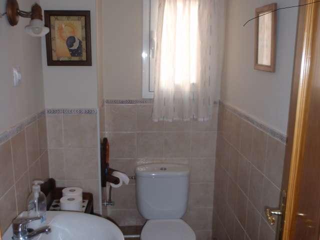 Piso de 3 habitaciones en alquiler en Alicante