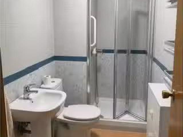 Piso de 3 habitaciones en alquiler en Almuñécar, Granada
