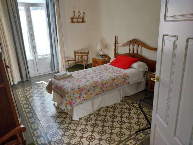 Piso de 3 habitaciones en alquiler en Centro Sagrario