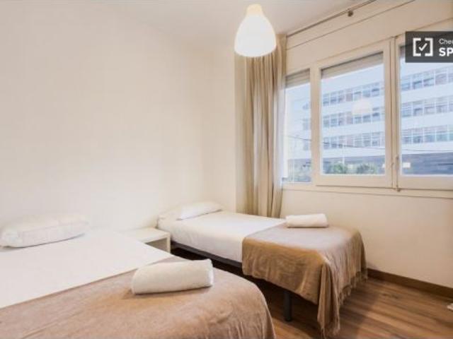 Piso de 3 habitaciones en alquiler en El Clot
