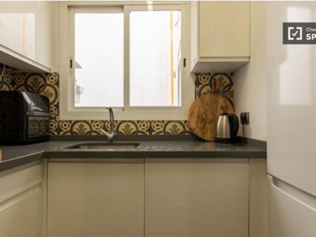 Piso de 3 habitaciones en alquiler en El Pilar, gastos incluidos perfecto para trabajadores