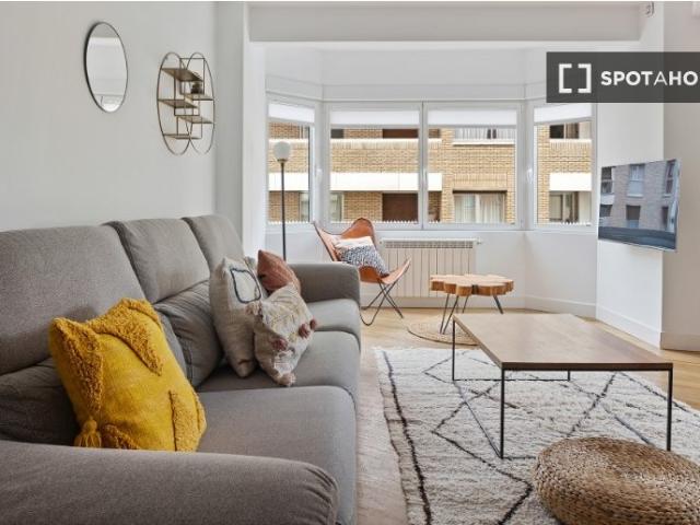 Piso de 3 habitaciones en alquiler en Gros, San Sebastián