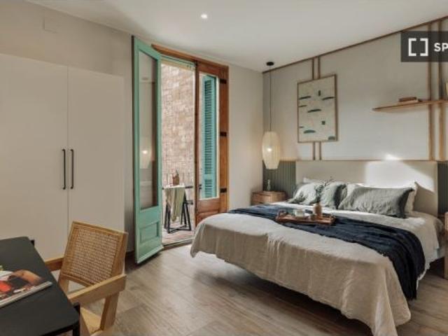 Piso de 3 habitaciones en alquiler en la Dreta de l' Eixample, Barcelona, se aplican restric