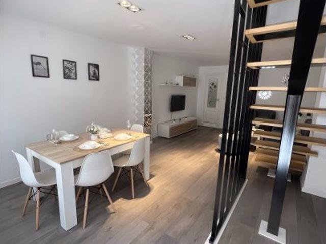 Piso de 3 habitaciones en alquiler en Sagunto